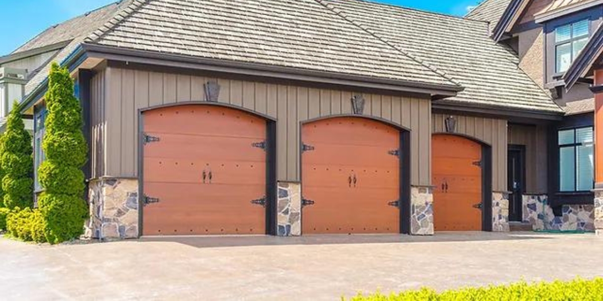 A History of Garage Doors How They Became an Essential Part of Modern Homes