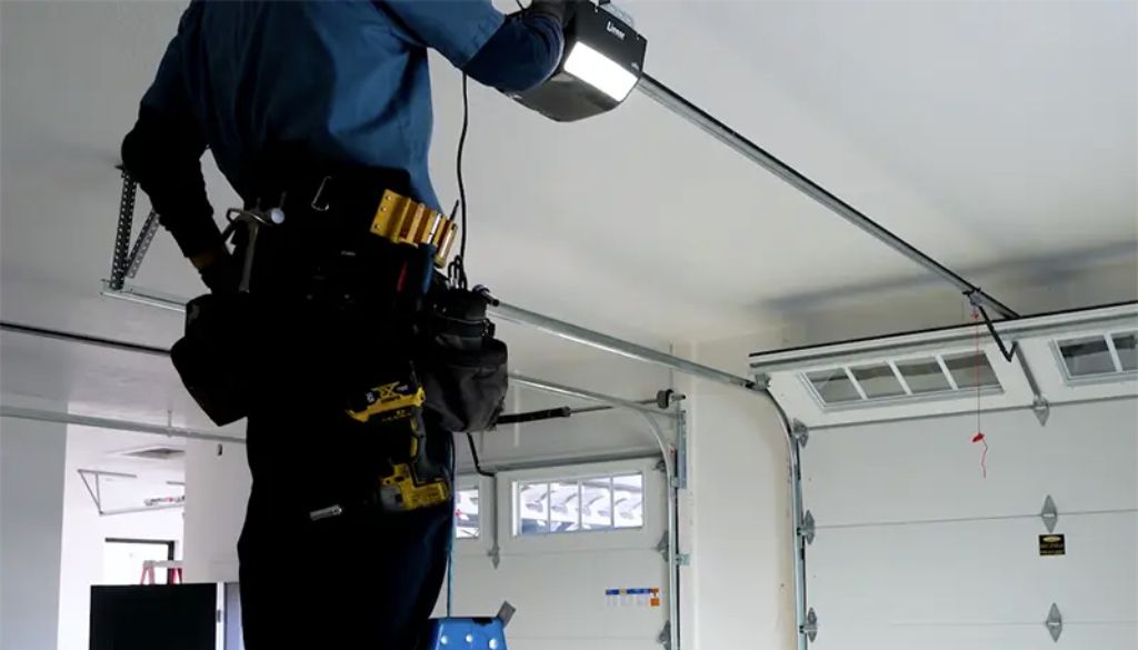 garage door technician