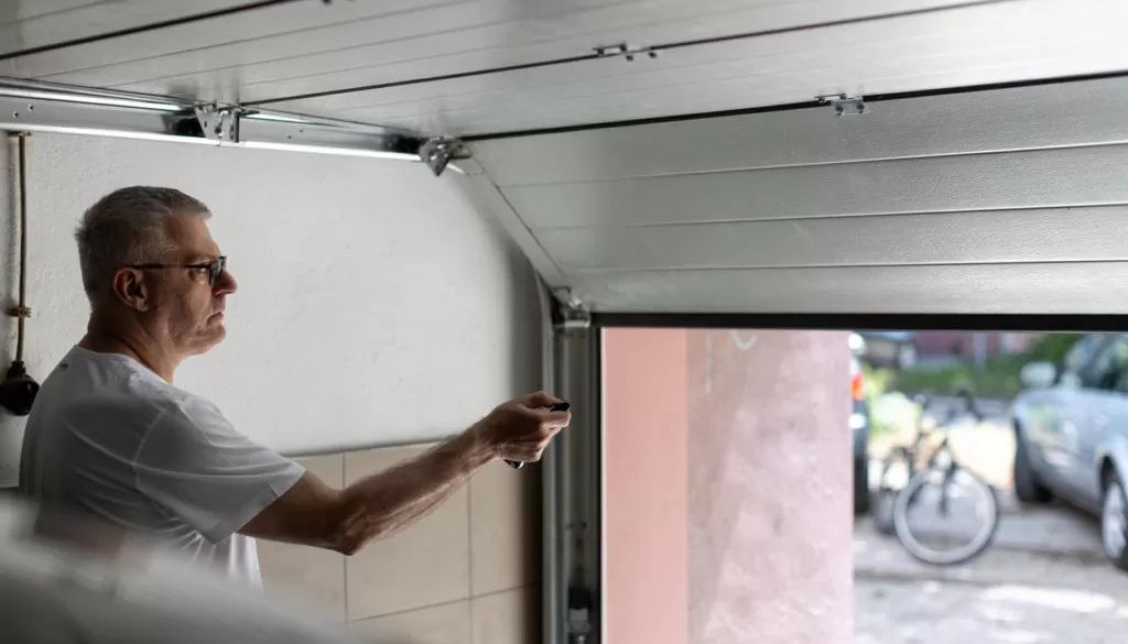 Garage Door Shaking When Opening